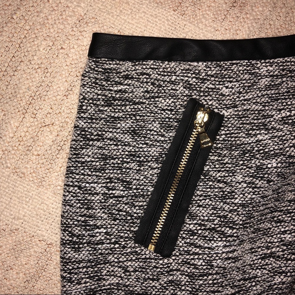 Express Mini skirt - Picture 3 of 4